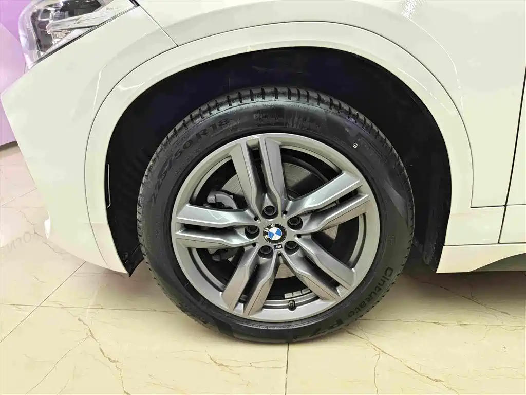 BMW X2 2023 — фото 8