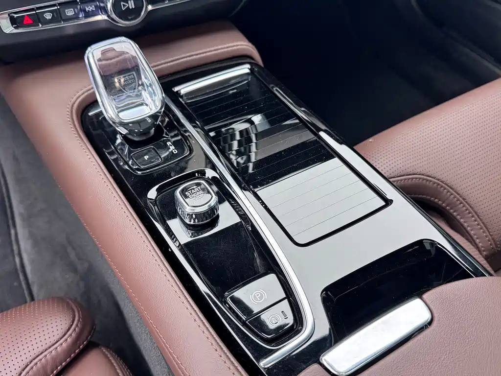 Volvo S90 PHEV 2024 — фото 11