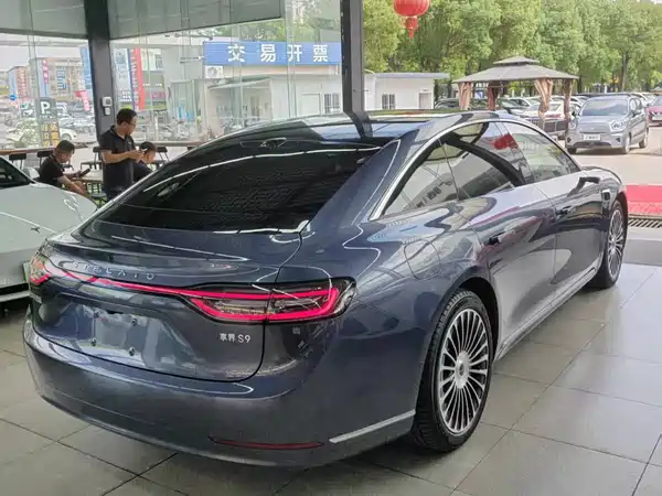 Stelato S9 2025