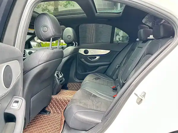 Mercedes-Benz C-Class 2019