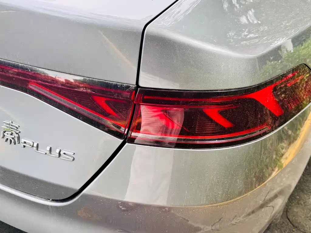 BYD Qin PLUS 2023 — фото 10