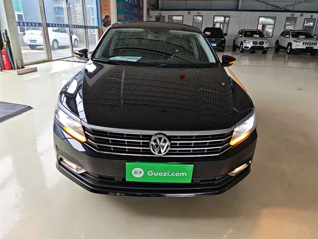Volkswagen Passat 2018 — фото 3