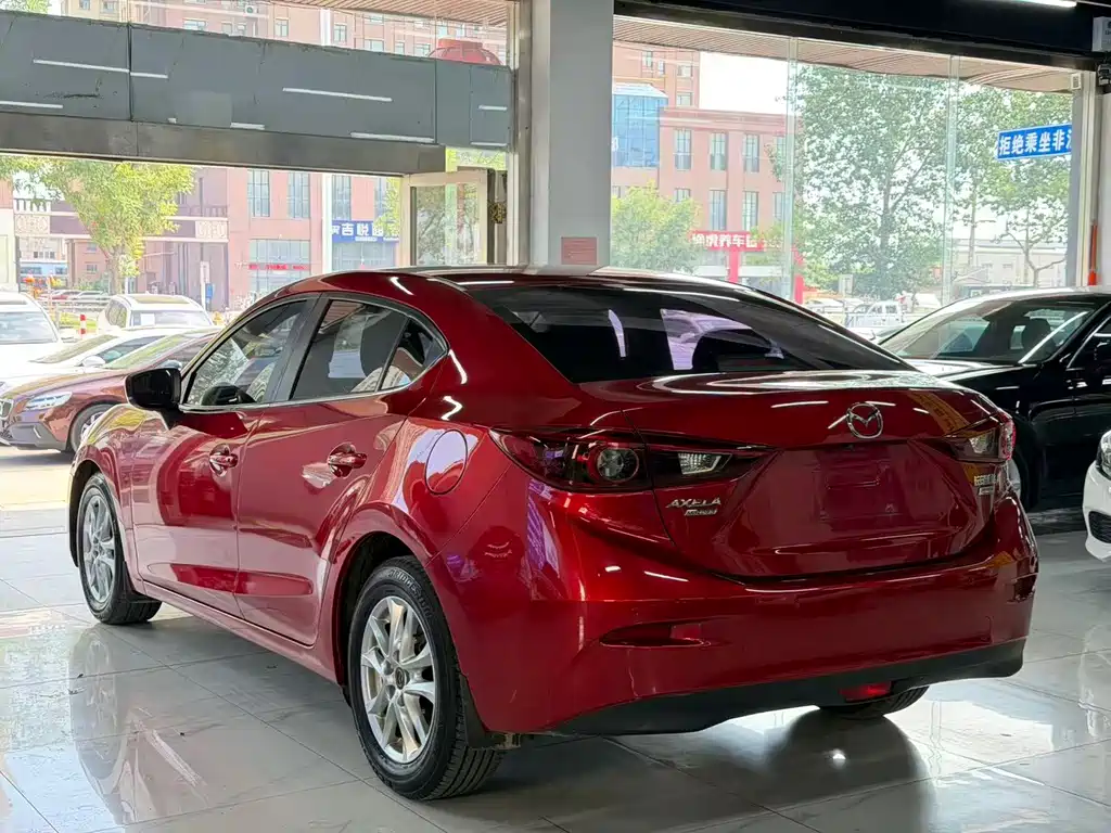 Mazda 3 Axela 2019