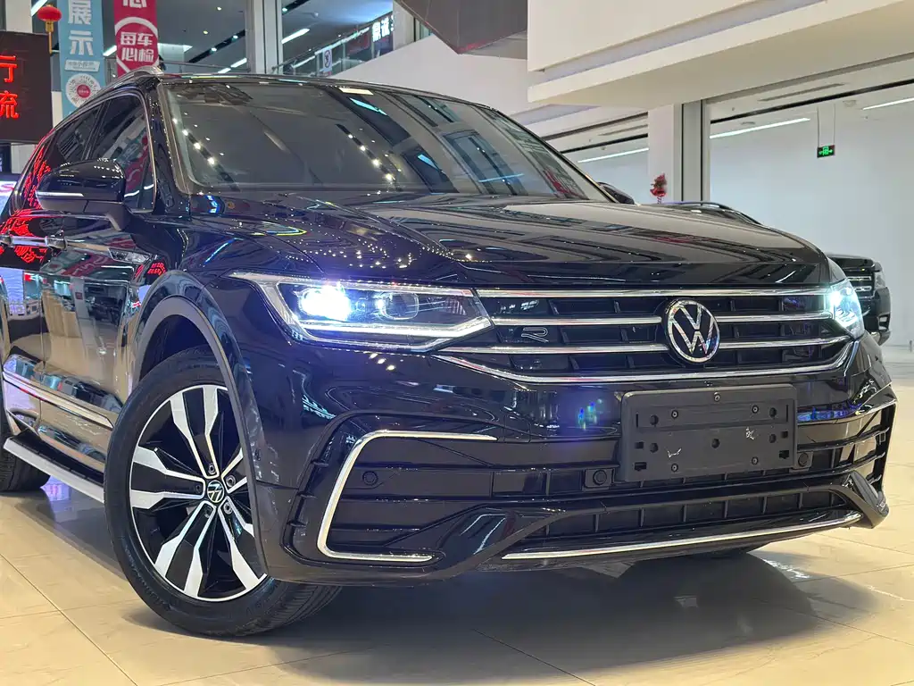 Volkswagen Tiguan L 2023 — фото 7