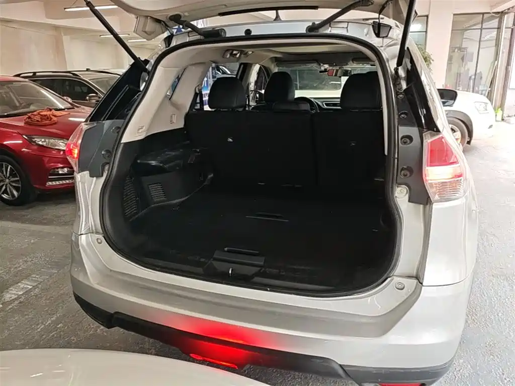 Nissan X-Trail 2015 — фото 15