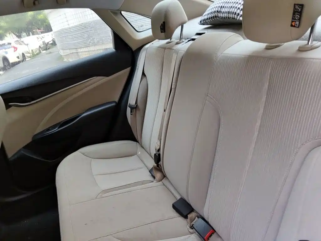 Buick Excelle GT 2015 — фото 18