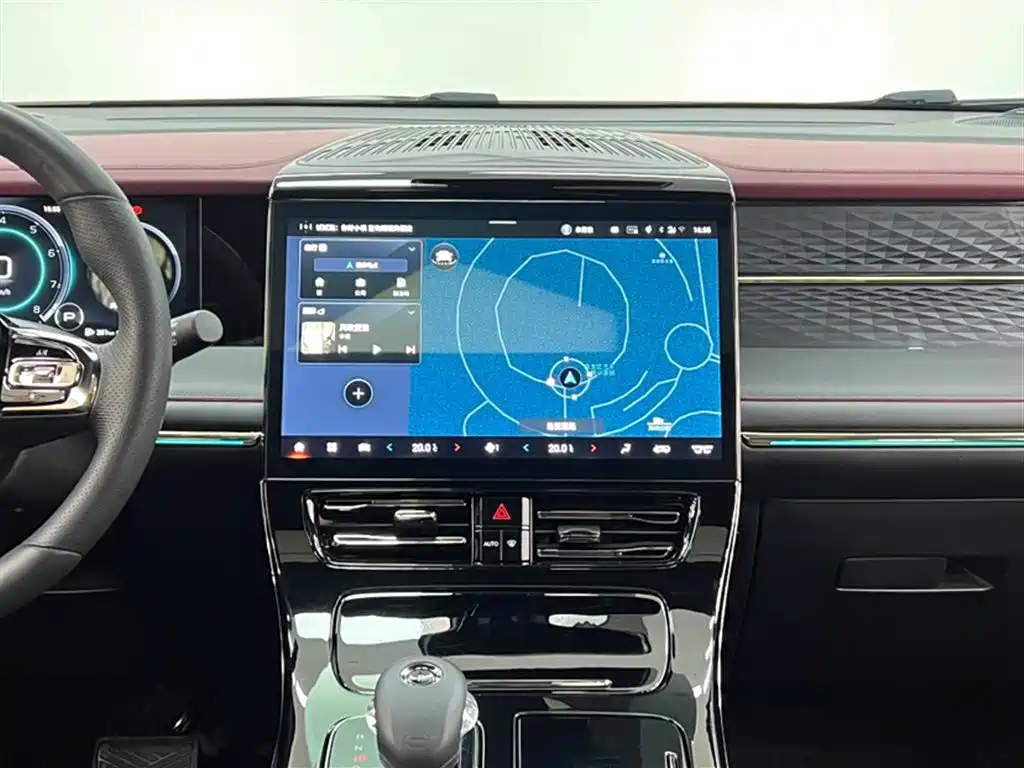 GAC Motor Trumpchi M8 2024 — фото 12