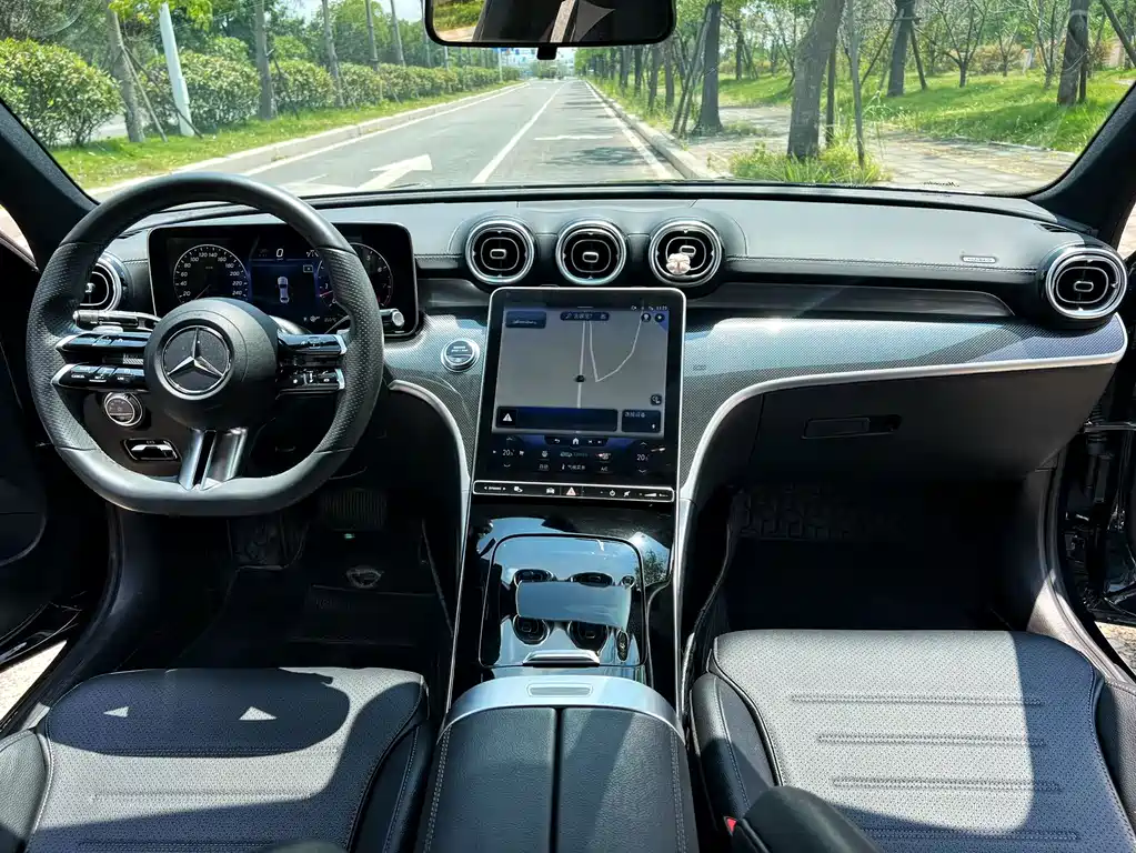 Mercedes-Benz C-Class 2022 — фото 6