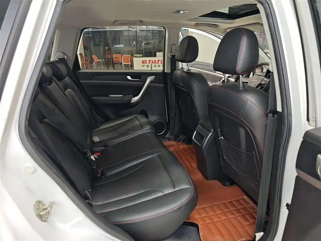Haval H6 2015 — фото 16