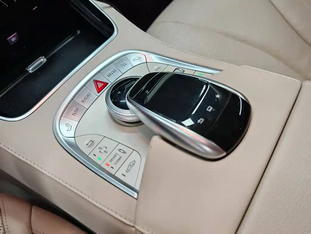 Mercedes-Benz S-Class 2015 — фото 26