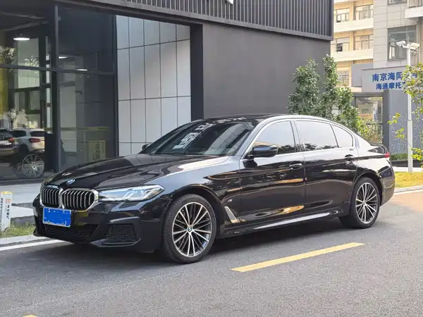 BMW 5 Series 2023