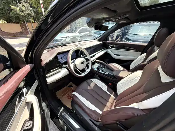 Geely Xingyue L 2021