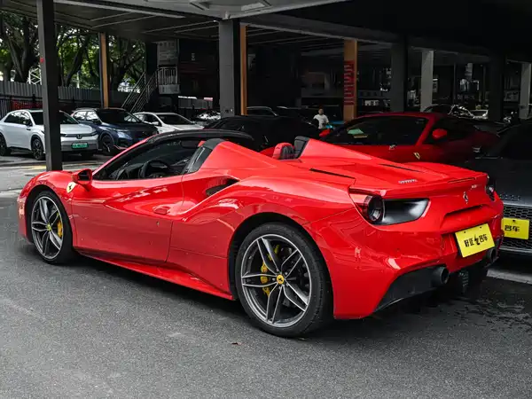 Ferrari 488 2019