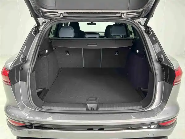 Audi Q6L E-Tron 2025