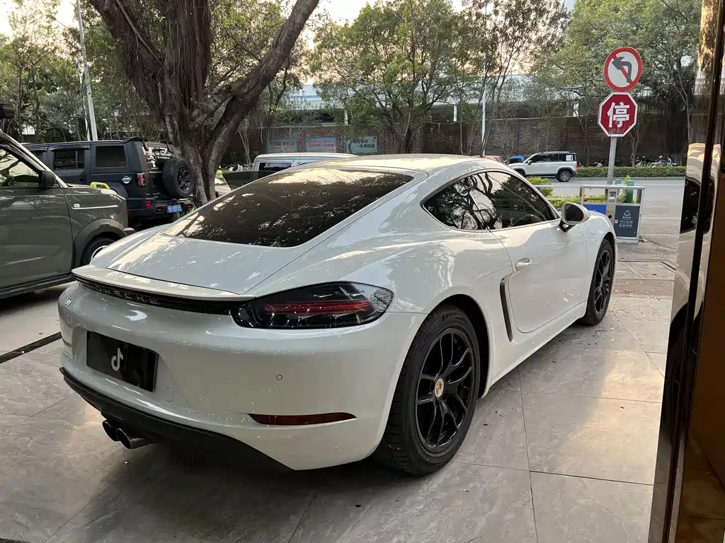 Porsche 718 2017 — фото 15