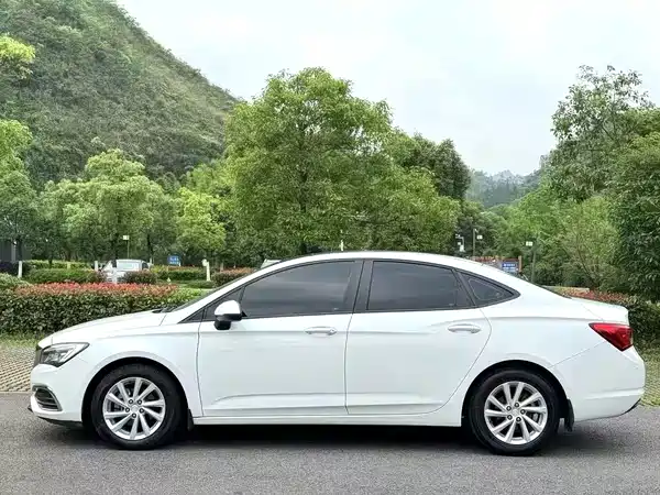 Buick Verano 2019