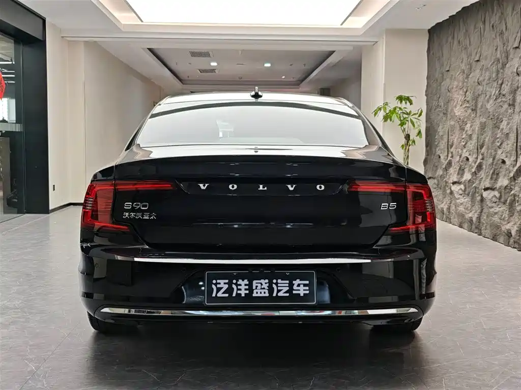 Volvo S90 2020 — фото 18