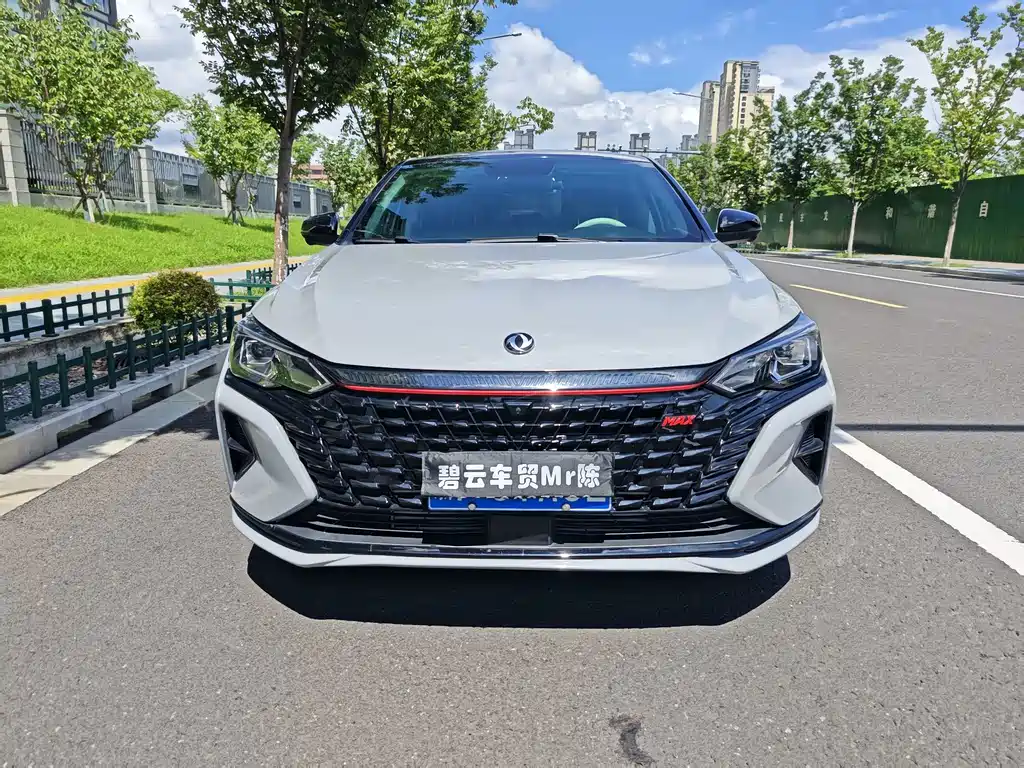 Dongfeng Yixuan MAX 2022 — фото 2