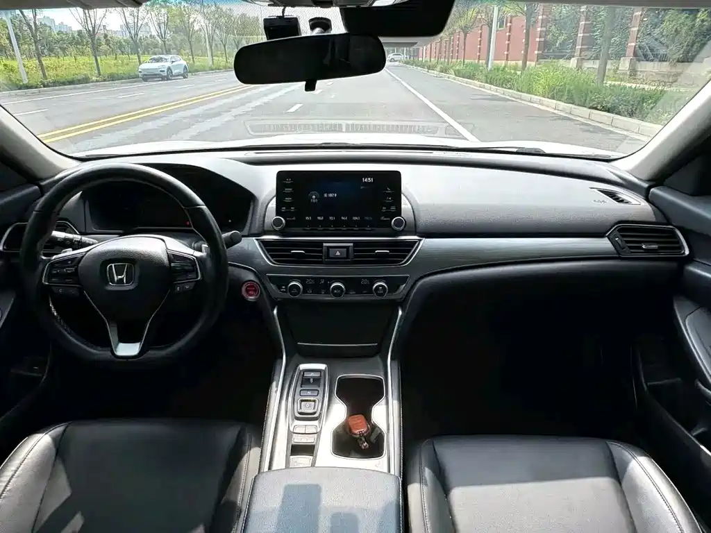 Honda Accord 2020 — фото 3