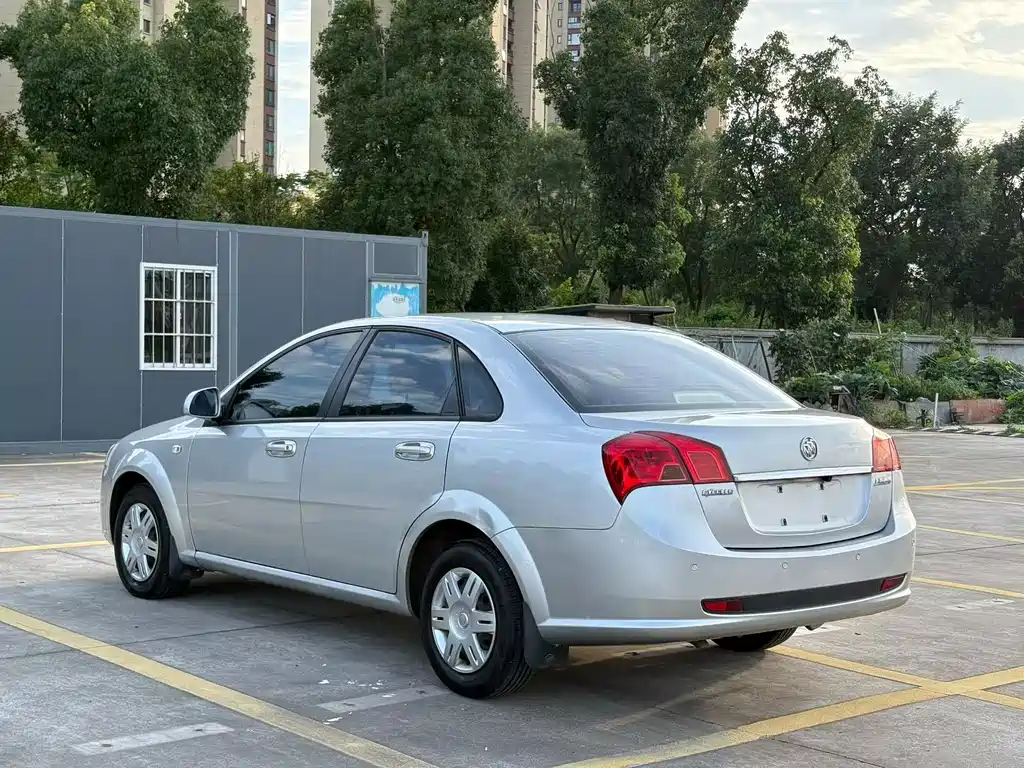 Buick Excelle 2013