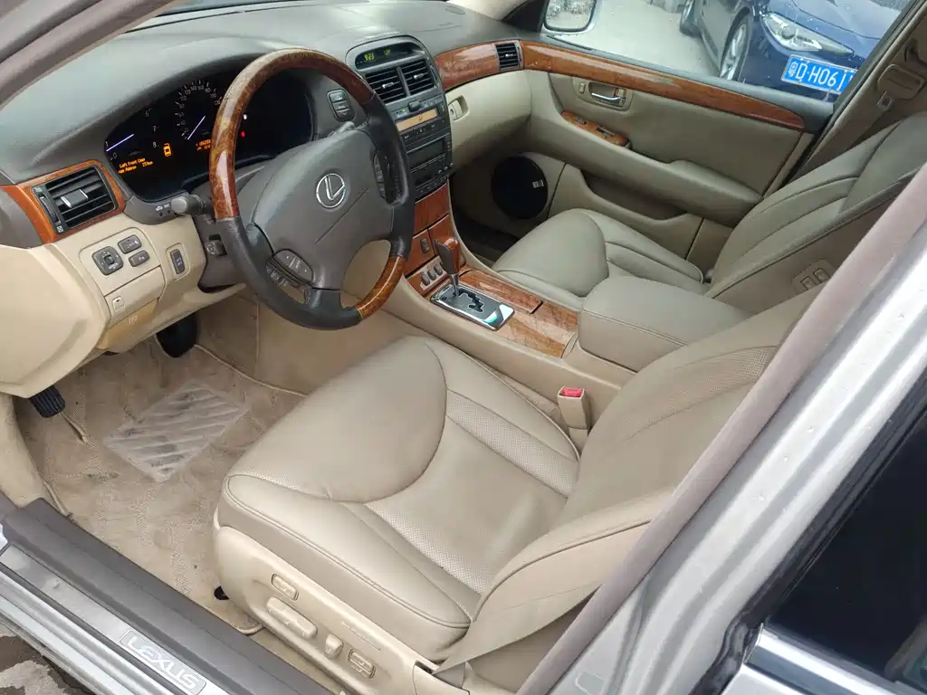 Lexus LS 2005 — фото 11