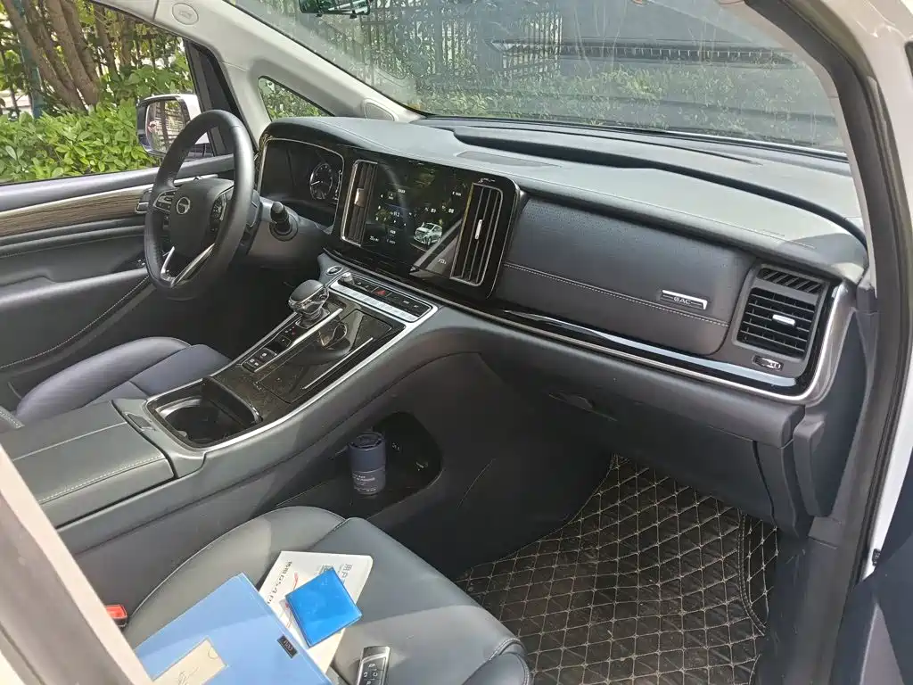 GAC Trumpchi M8 2023 — фото 11