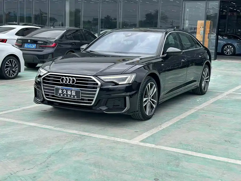 Audi A6L 2021 — фото 1