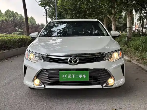 Toyota Camry 2015