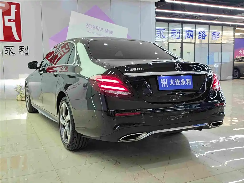 Mercedes-Benz E-Class 2019 — фото 6