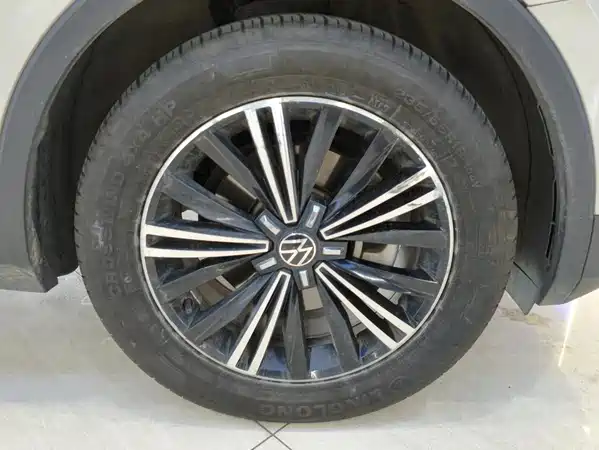 Volkswagen Tiguan L 2021