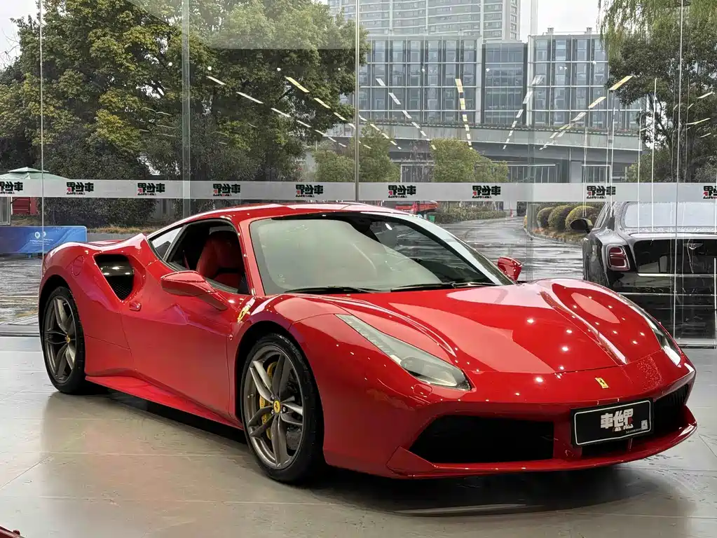 Ferrari 488 2019 — фото 4