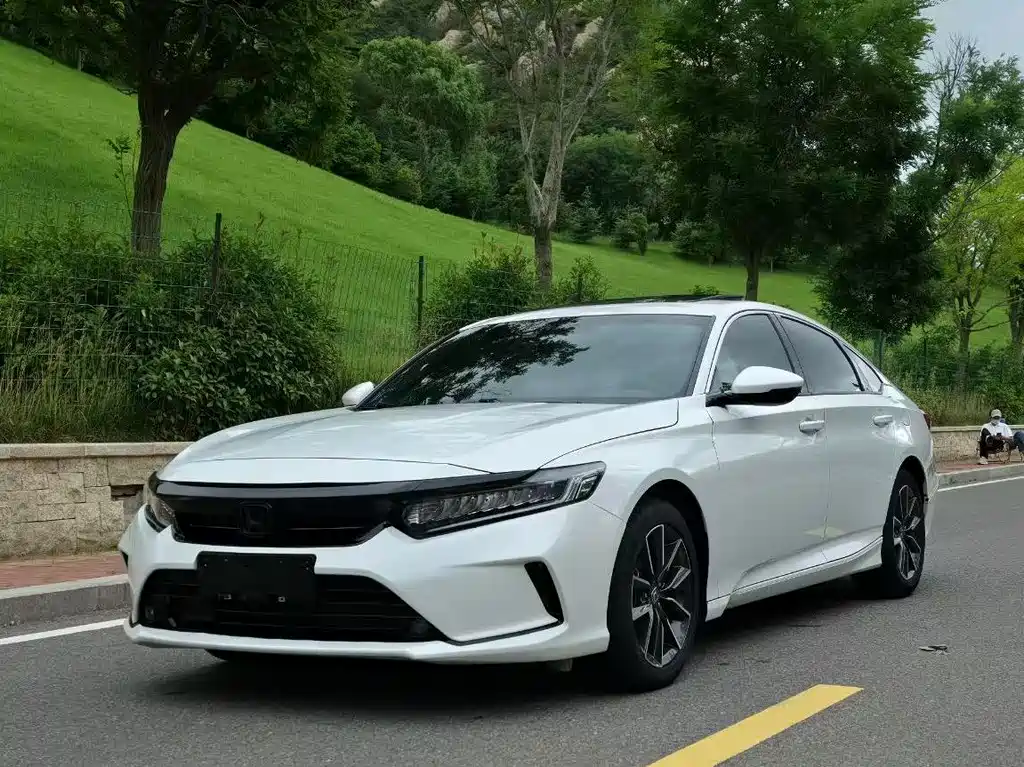 Honda Inspire 2022 — фото 1