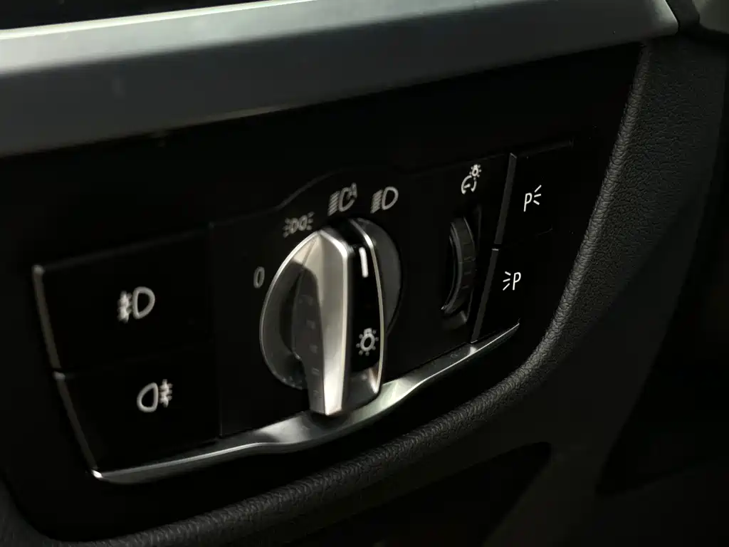 BMW X3 2019 — фото 13