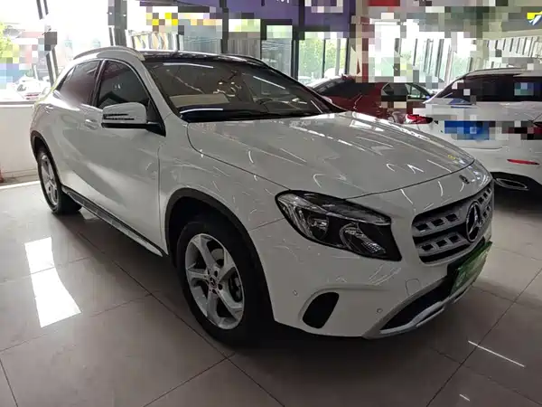 Mercedes-Benz GLA 2019