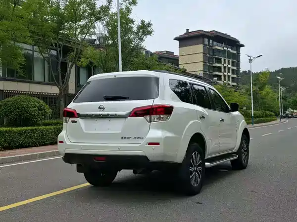Nissan Terra 2023