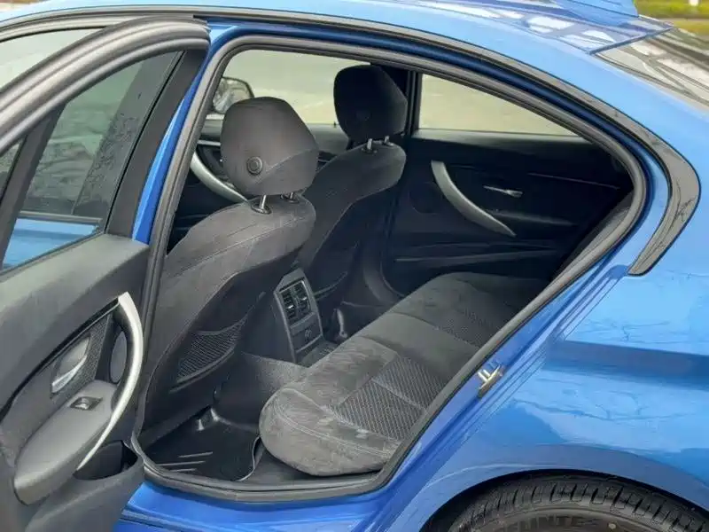 BMW 3 Series 2016
