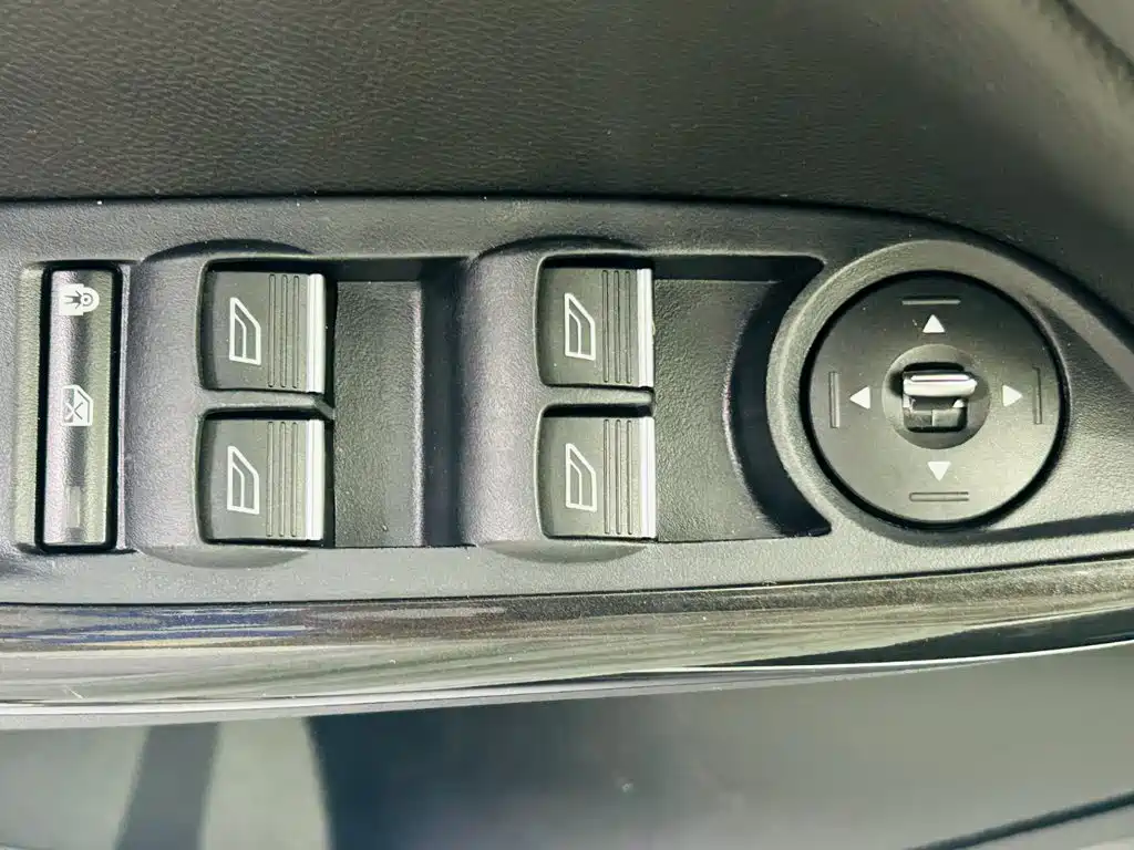 Ford Focus 2016 — фото 18