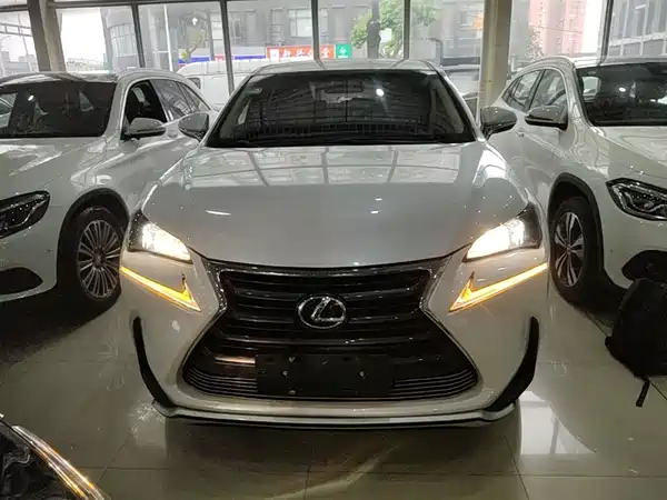 Lexus NX 2015