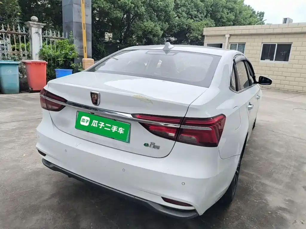 Roewe i6 New Energy 2020 — фото 5