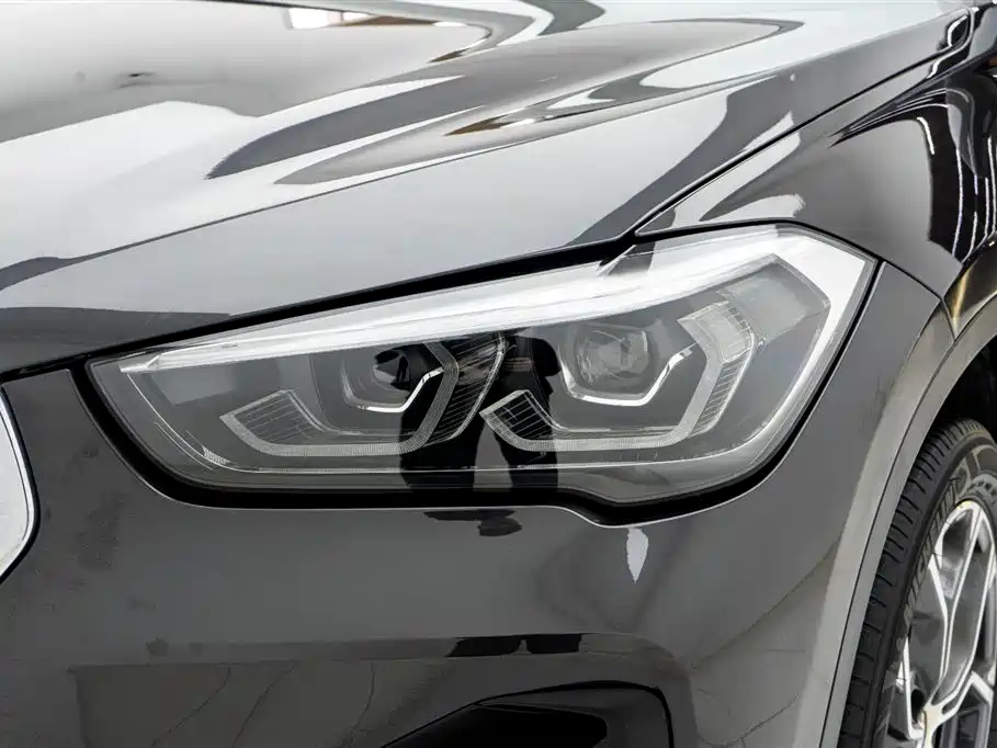 BMW X1 2022 — фото 12