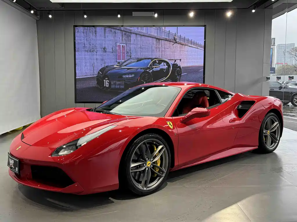 Ferrari 488 2019 — фото 1