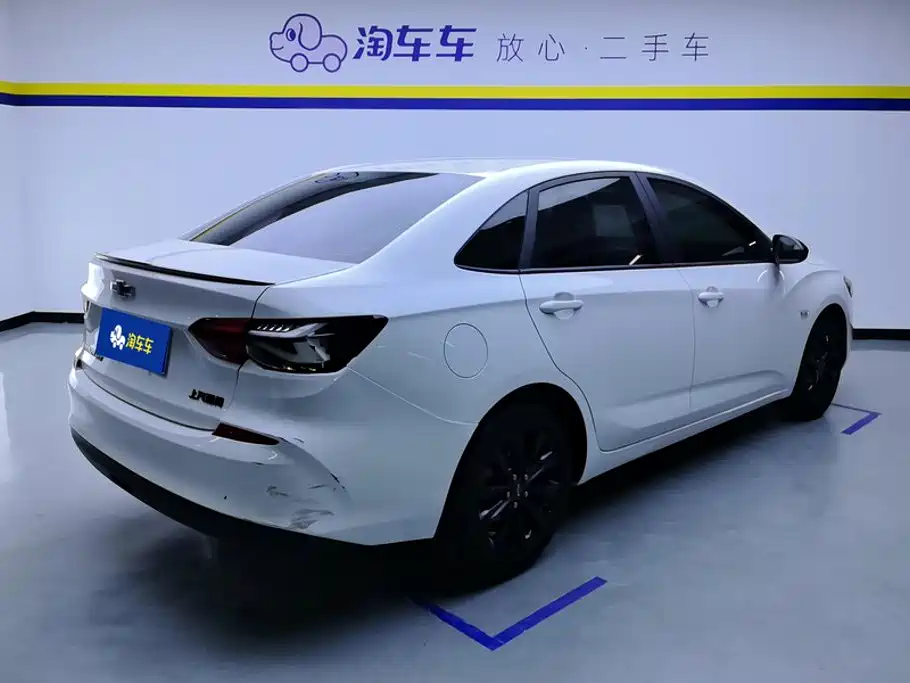 Chevrolet Cruze 2021