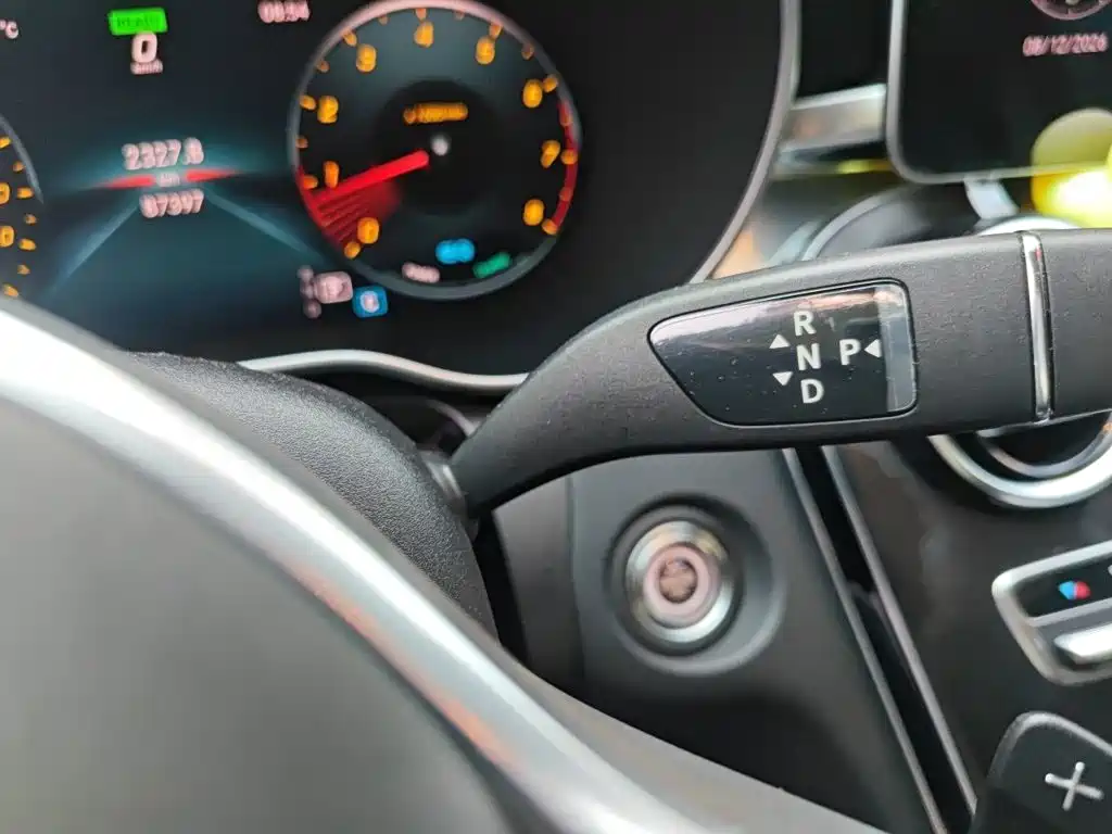 Mercedes-Benz C-Class 2019 — фото 15