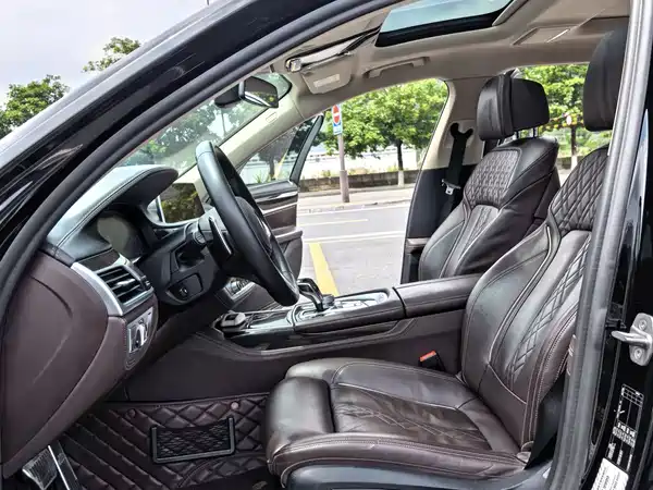 BMW 7 Series 2019