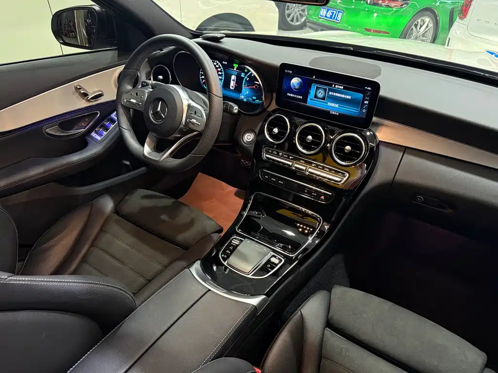 Mercedes-Benz C-Class 2020 — фото 6
