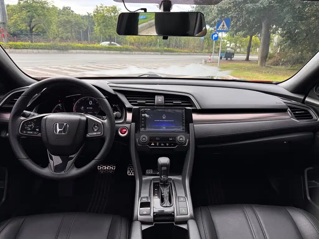 Honda Civic 2020 — фото 12