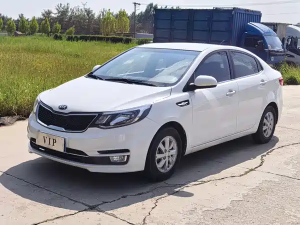 Kia K2 2015