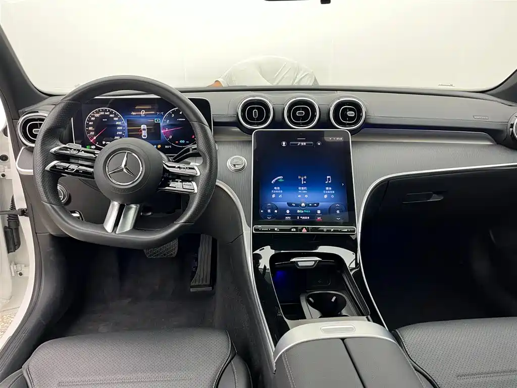 Mercedes-Benz C-Class 2022 — фото 8