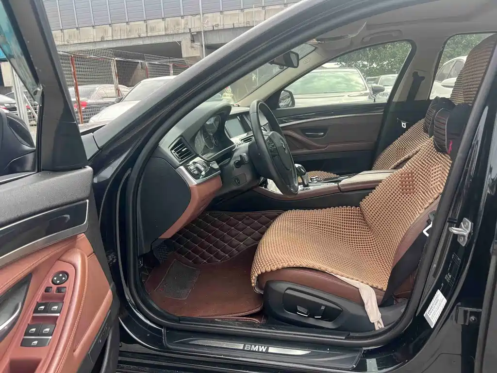BMW 5 Series 2016