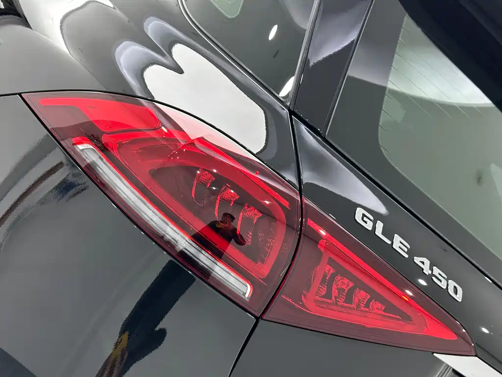 Mercedes-Benz GLE 2021 — фото 29